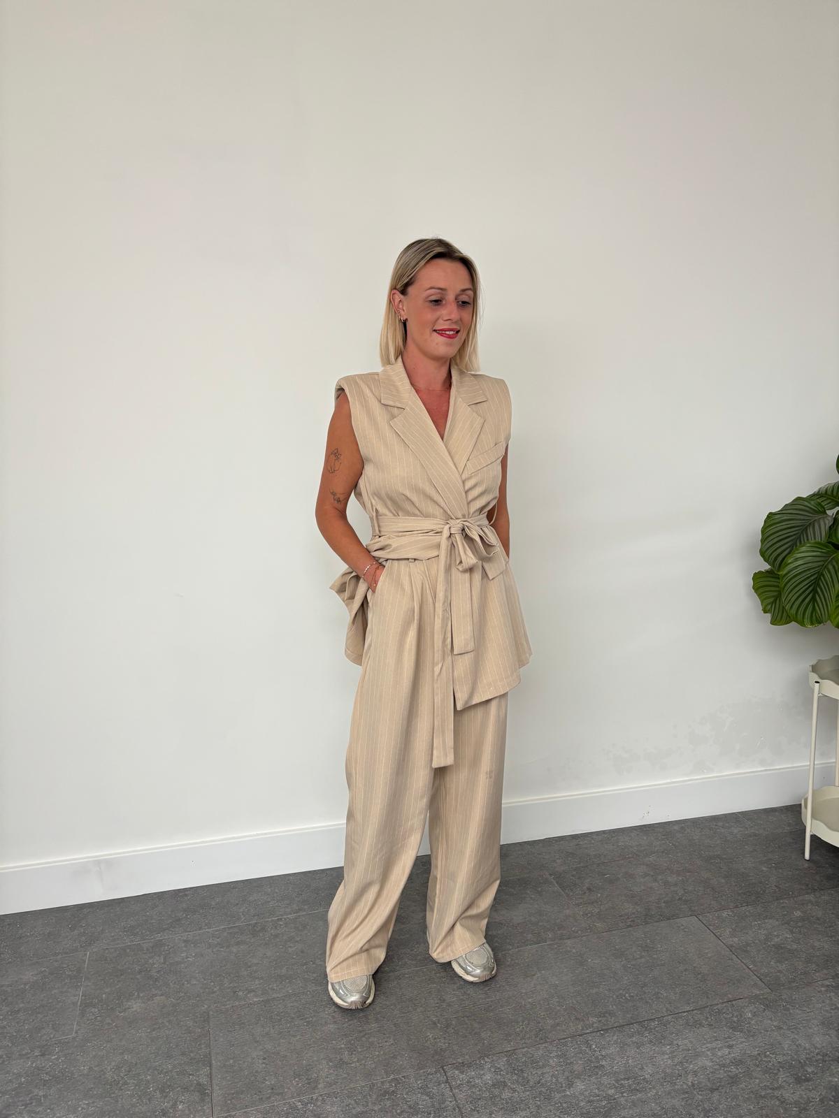 Elegant Plissé two-piece/Ecru